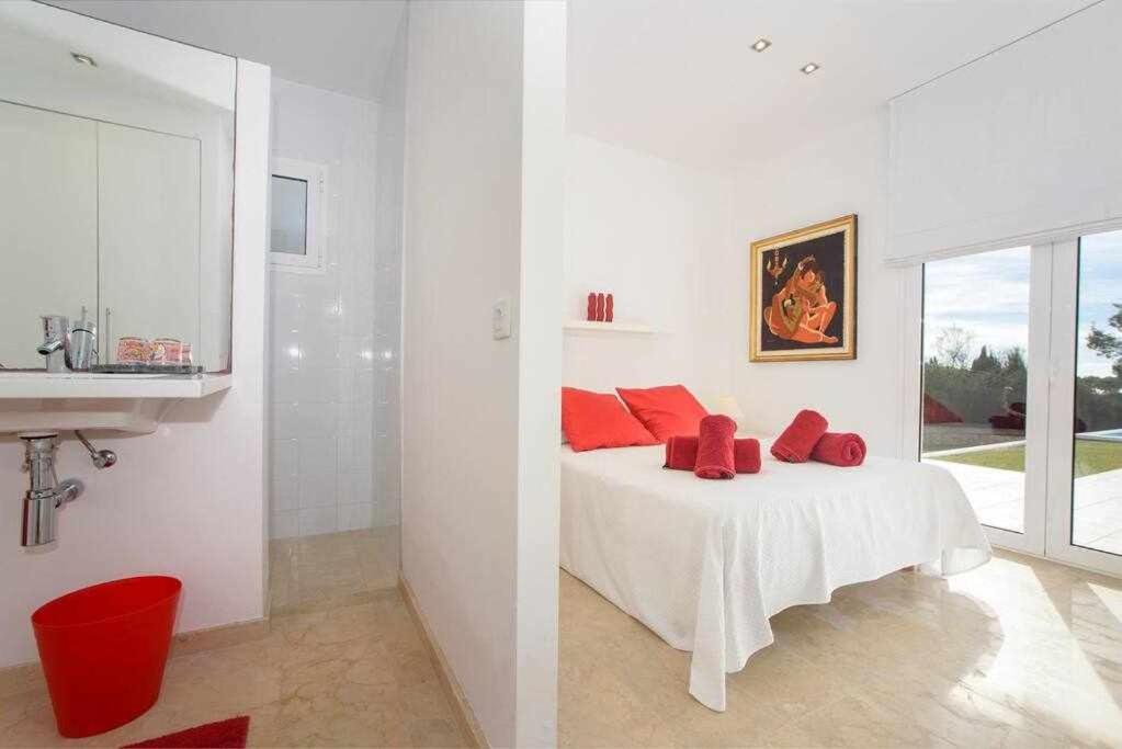 Casa Con Acceso Directo Al Mar Piscina Y Wifi *